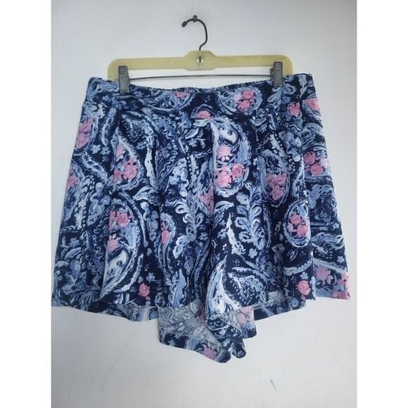 Torrid Blue, White, Pink Pasley Pull On Pleated Shorts size 1 or 1X - Picture 3 of 7